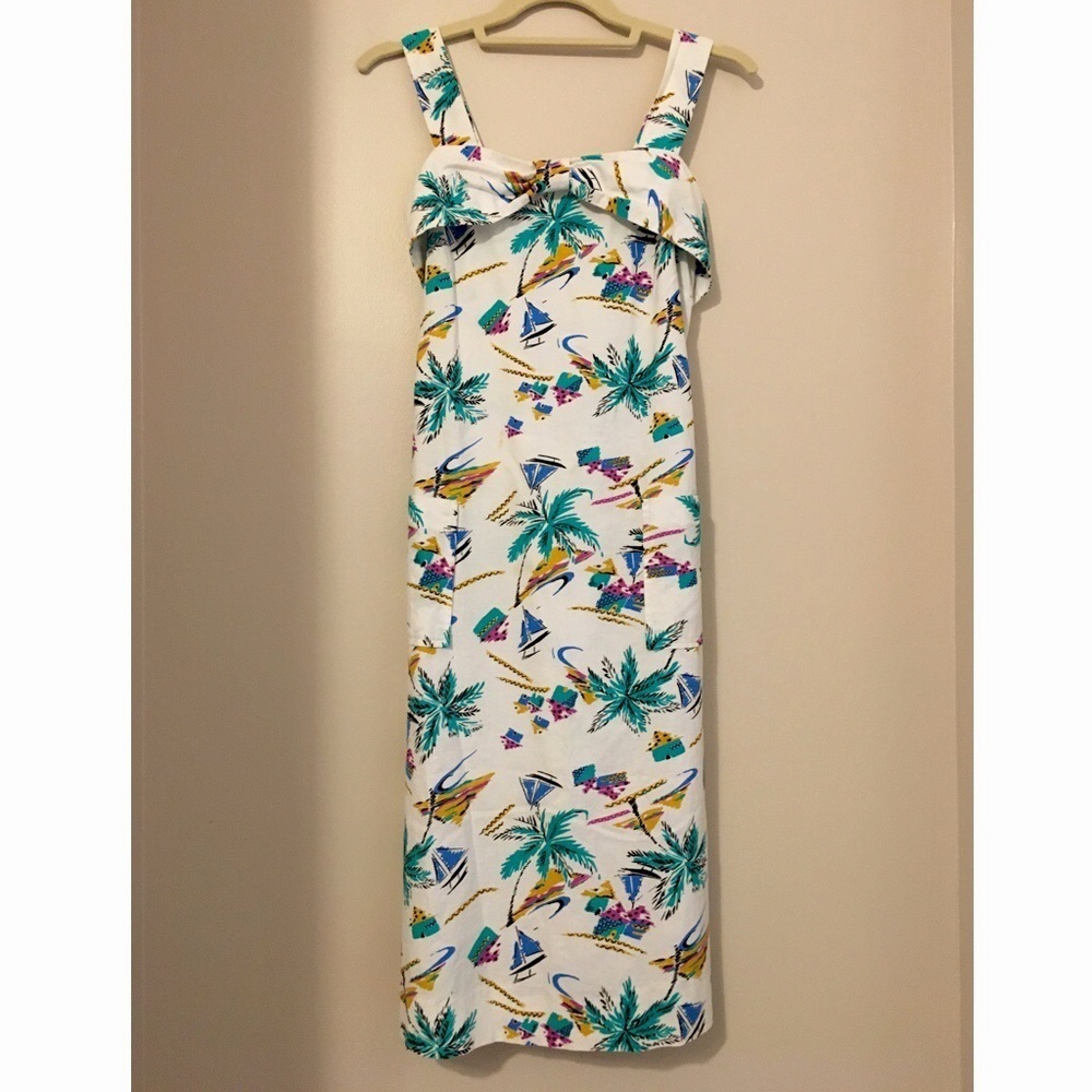 Vintage vacation print dress with pockets